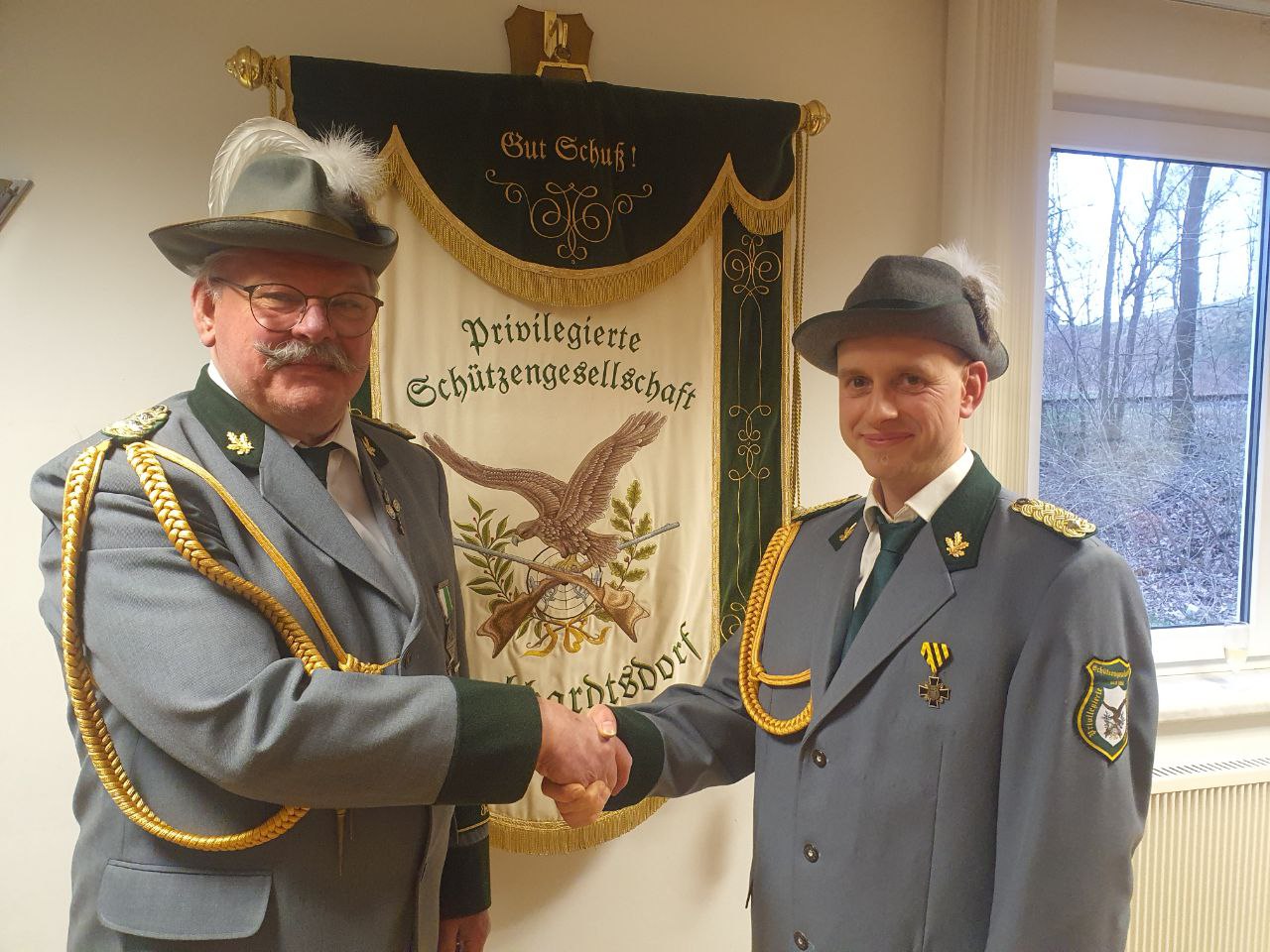 Präsident Frank Seifert mit Ehrenpräsident Karl Nestler